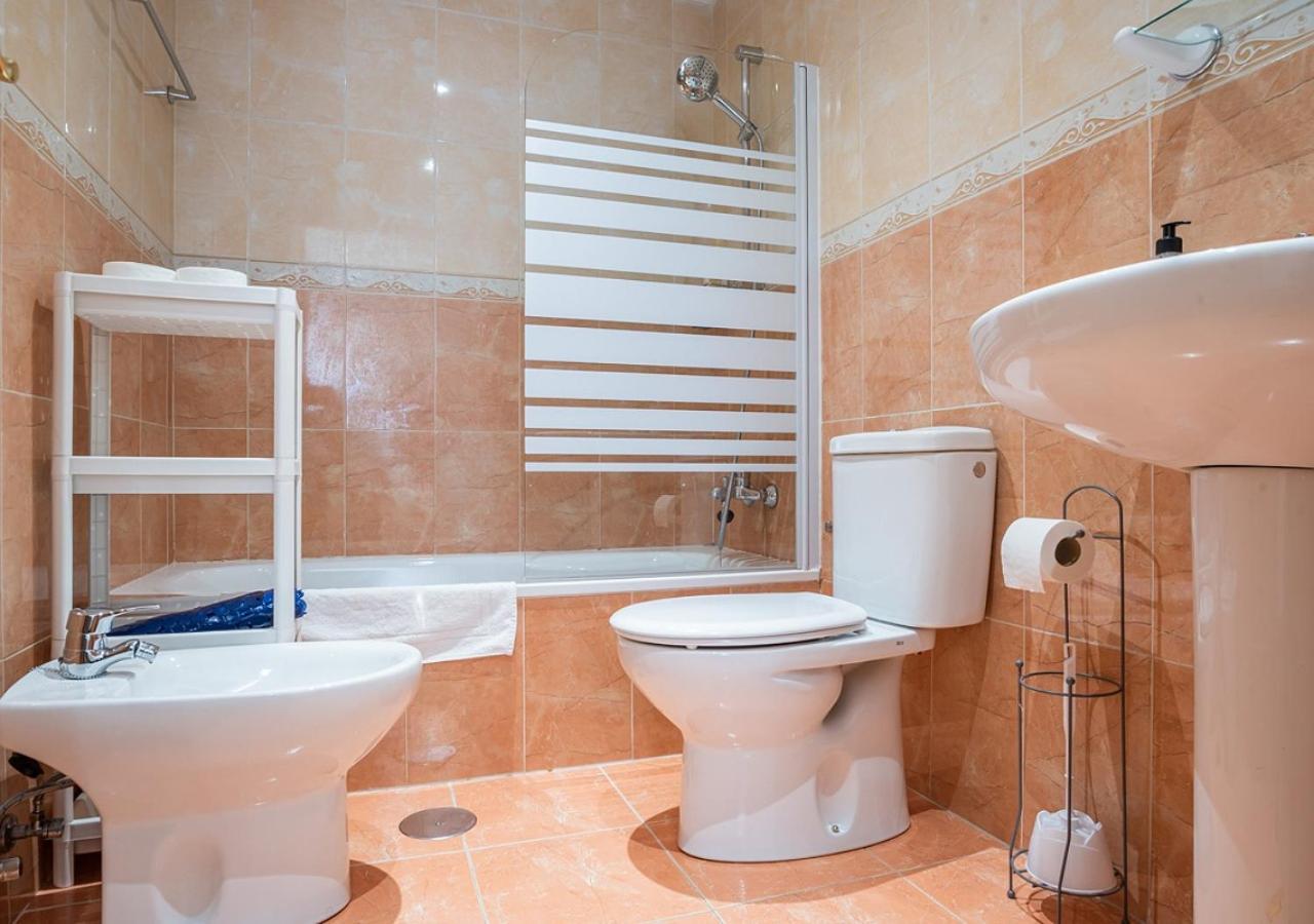 Apartamento Centrico Con Wifi Y Parking De Coche Tamano Medio Кангас-де-Оніс Екстер'єр фото